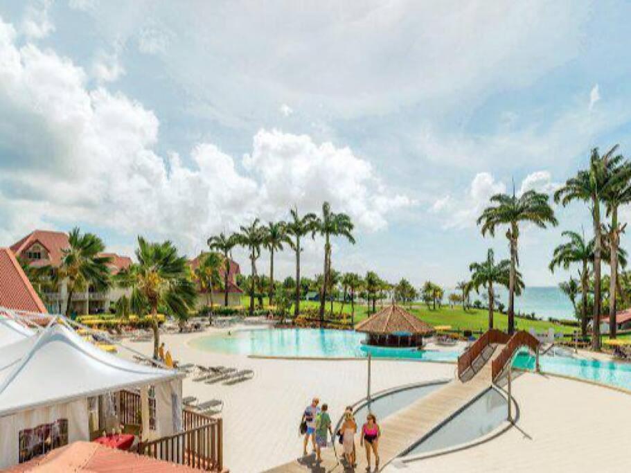 Studio Passion Camélia accès direct plage hôtel Pierre et Vacances 3 étoiles Sainte-Luce Esterno foto